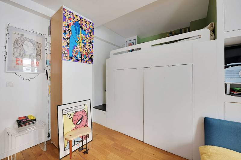 Grand studio rénové avec mezzanine à deux pas de la Mairie du 18e